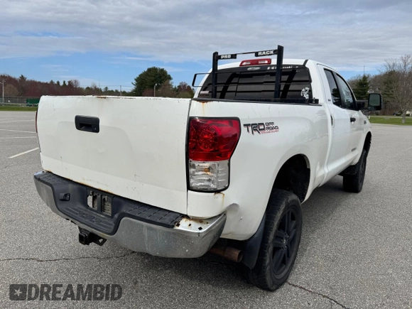 2008 Toyota Tundra с VIN 5TBBV54128S516419, выставлен на аукционе Copart как лот 58626905 с пробегом 190 891 миль миль и Чистый • Clean title. История ставок и продаж доступна на DreamBid. Изображение 4.