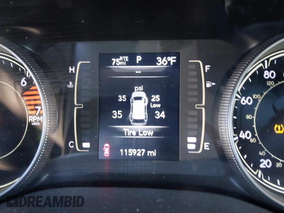 2019 Jeep Cherokee Latitude Plus with VIN 1C4PJLLB1KD201847, listed as a IAAI auction lot 41814463 with 115,927 mi miles. Bid and sale history available at carsss.com. Image 7.