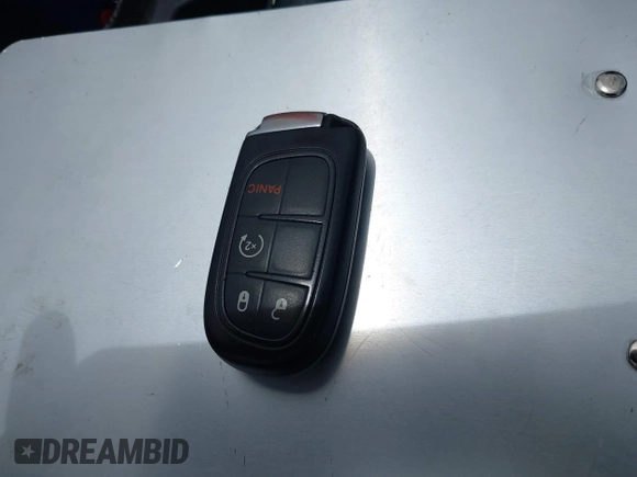 2014 Jeep Cherokee Limited z VIN 1C4PJLDB9EW162416, wystawiony jako IAAI lot #42779797 z przebiegiem 158 581 mil mil oraz . Historia ofert i sprzedaży dostępna na DreamBid. Obrazek 11.