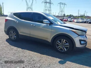 2013 Hyundai Santa Fe Sport z VIN 5XYZW3LA1DG044617, wystawiony jako IAAI lot #42116665 z przebiegiem 183 994 mil mil oraz . Historia ofert i sprzedaży dostępna na DreamBid. Obrazek 1.