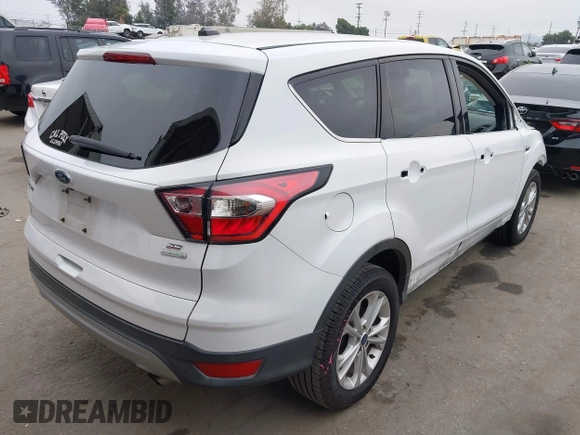 2017 Ford Escape SE with VIN 1FMCU0GD6HUC27154, listed as a IAAI auction lot 42172576 with 133,261 mi miles and . Bid and sale history available at carsss.com. Image 4.