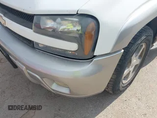2004 Chevrolet TrailBlazer LS with VIN 1GNDT13S442417473, listed as a IAAI auction lot 42068833 with 284,892 mi miles. Bid and sale history available at carsss.com. Image 14.