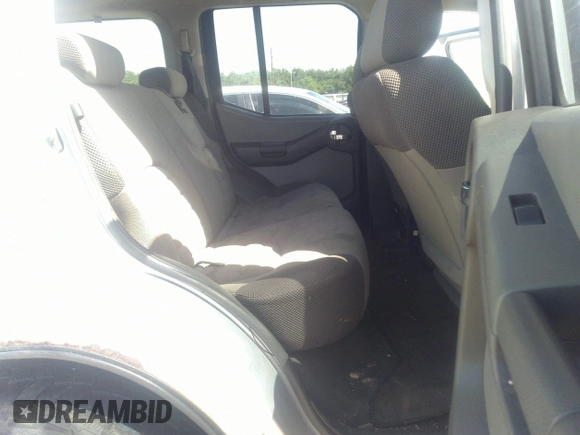 2007 Nissan Xterra SE with VIN 5N1AN08W07C504504, listed as a IAAI auction lot 40800225 with 186,397 mi miles. Bid and sale history available at carsss.com. Image 8.