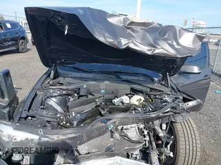 2015 BMW 3 Series 320i xDrive с VIN WBA3C3G50FNT50924, выставлен на аукционе IAAI как лот 42084473 с пробегом Не указан миль и . История ставок и продаж доступна на DreamBid. Изображение 10.