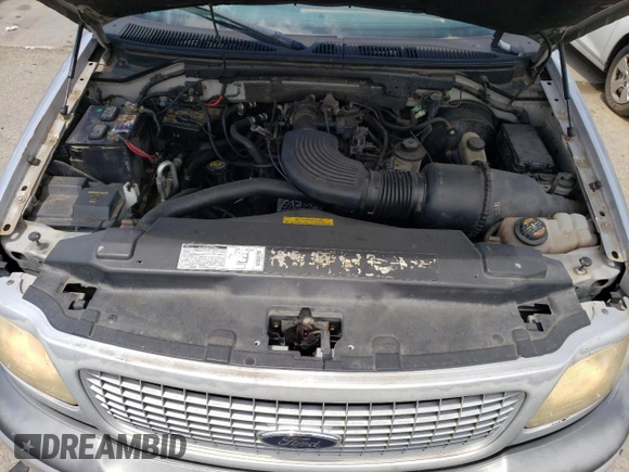 2000 Ford Expedition XLT with VIN 1FMRU1660YLB50757, listed as a Copart auction lot 60379794 with Not Provided miles and Non Repairable. Bid and sale history available at DreamBid. Image 11.