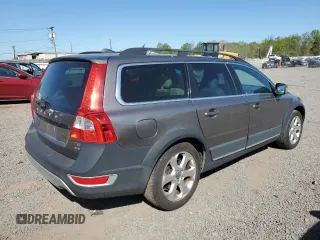 2011 Volvo XC70 3.0T with VIN YV4902BZ2B1101565, listed as a Copart auction lot 55177145 with 113,695 mi miles and Clean Title. Bid and sale history available at DreamBid. Image 3.