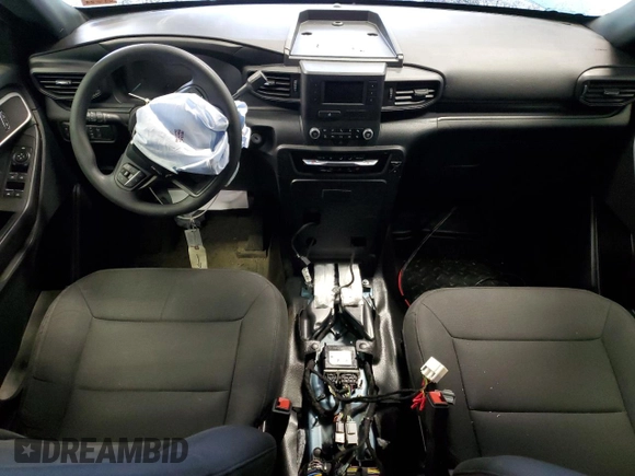 2022 Ford Police Interceptor Utility z VIN 1FM5K8AW1NNA09765, wystawiony jako Copart lot #71442844 z przebiegiem Nie podano mil oraz Szkoda całkowita • Salvage title. Historia ofert i sprzedaży dostępna na DreamBid. Obrazek 8.