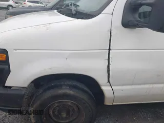 2011 Ford Econoline Cargo Commercial с VIN 1FTNE1EW6BDA91118, выставлен на аукционе IAAI как лот 42266567 с пробегом 236 783 миль миль и . История ставок и продаж доступна на DreamBid. Изображение 6.