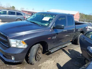 2015 Ram 1500 Tradesman z VIN 1C6RR7FT2FS615788, wystawiony jako IAAI lot #41804216 z przebiegiem 125 020 mil mil oraz . Historia ofert i sprzedaży dostępna na DreamBid. Obrazek 14.