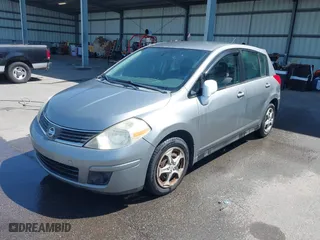 2008 Nissan Versa 1.8 S with VIN 3N1BC13E88L387251, listed as a IAAI auction lot 41851577 with 275,098 mi miles. Bid and sale history available at carsss.com. Image 2.