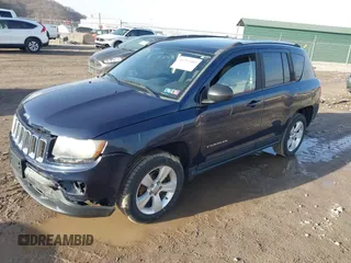 2012 Jeep Compass Latitude with VIN 1C4NJCEA6CD610147, listed as a IAAI auction lot 41717402 with 184,349 mi miles. Bid and sale history available at carsss.com. Image 2.