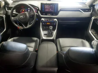2022 Toyota RAV4 XLE Premium with VIN 2T3A1RFVXNC316132, listed as a Copart auction lot 55650775 with 30,860 mi miles and Salvage title. Bid and sale history available at DreamBid. Image 8.