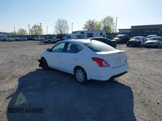 2015 Nissan Versa SV with VIN 3N1CN7AP0FL955480, listed as a IAAI auction lot 42070703 with 69,318 mi miles. Bid and sale history available at carsss.com. Image 3.