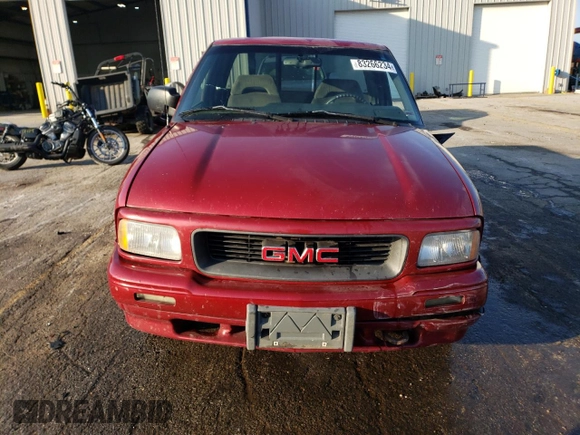 1997 GMC Sonoma SLS with VIN 1GTCT19W4V8511575, listed as a Copart auction lot 83266234 with 216,939 mi miles and Salvage Title. Bid and sale history available at carsss.com. Image 5.