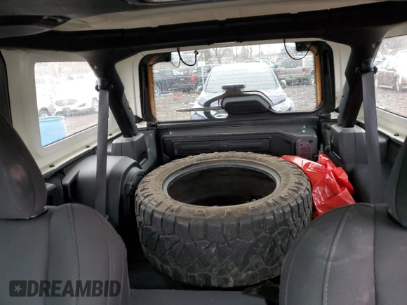 2022 Jeep Wrangler Unlimited Willys Sport with VIN 1C4HJXDM0NW256150, listed as a Copart auction lot 46171125 with 35,846 mi miles and Clean Title. Bid and sale history available at DreamBid. Image 10.