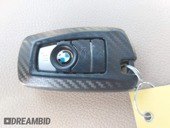 2013 BMW 3 Series 328i xDrive with VIN WBA3B5G53DNP40542, listed as a IAAI auction lot 42054817 with 70,924 mi miles and . Bid and sale history available at DreamBid. Image 11.