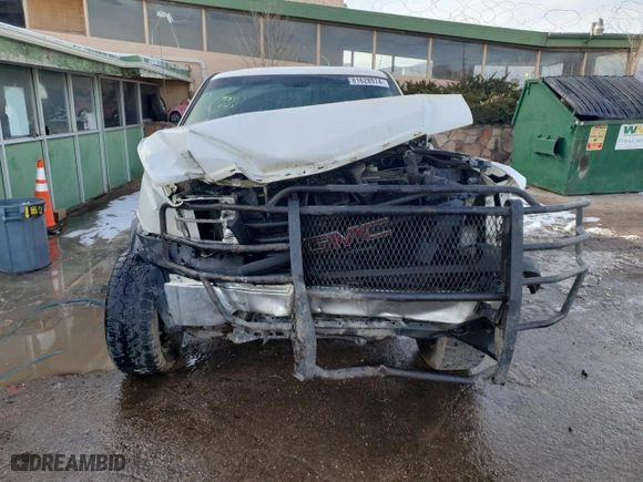 2008 GMC Sierra 1500 Work Truck with VIN 1GTEK19078Z255437, listed as a Copart auction lot 81628974 with 223,514 mi miles and Salvage Title. Bid and sale history available at carsss.com. Image 5.