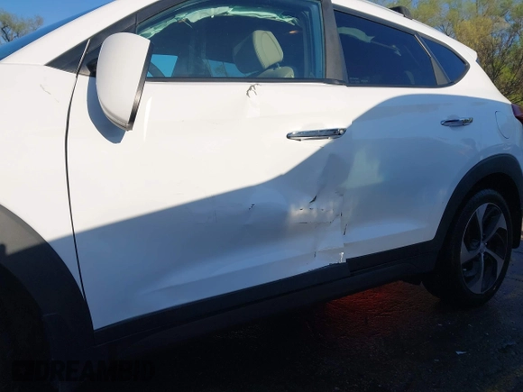 2016 Hyundai Tucson Limited with VIN KM8J33A29GU051038, listed as a IAAI auction lot 41995825 with 97,775 mi miles. Bid and sale history available at carsss.com. Image 6.