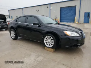 2013 Chrysler 200 Touring with VIN 1C3CCBBB4DN541984, listed as a Copart auction lot 44796925 with 54,346 mi miles and Clean Title. Bid and sale history available at DreamBid. Image 4.