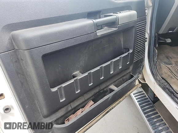 2016 Ford F-250 Lariat with VIN 1FT7W2BT1GEC13827, listed as a IAAI auction lot 42636420 with 432,048 mi miles and . Bid and sale history available at DreamBid. Image 18.