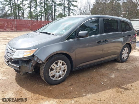 2013 Honda Odyssey LX with VIN 5FNRL5H23DB050884, listed as a IAAI auction lot 41776446 with 176,620 mi miles. Bid and sale history available at carsss.com. Image 18.