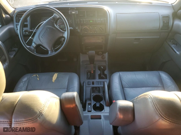 2002 Isuzu Trooper S with VIN JACDS58X627J11588, listed as a Copart auction lot 76932404 with 0 mi miles and Salvage Title. Bid and sale history available at carsss.com. Image 8.