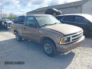1996 Chevrolet S-10 with VIN 1GCCS1441T8106537, listed as a IAAI auction lot 42047330 with 150,000 mi miles and . Bid and sale history available at DreamBid. Image 1.