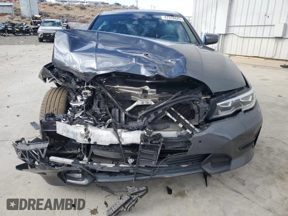 2022 BMW 3 Series 330i xDrive with VIN 3MW5R7J09N8C56232, listed as a Copart auction lot 47318825 with 31,339 mi miles and Salvage Title. Bid and sale history available at carsss.com. Image 5.