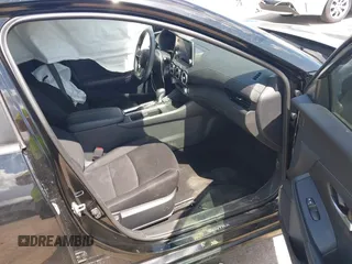 2024 Nissan Sentra SV with VIN 3N1AB8CV7RY248529, listed as a IAAI auction lot 42236147 with 22,284 mi miles and . Bid and sale history available at DreamBid. Image 5.