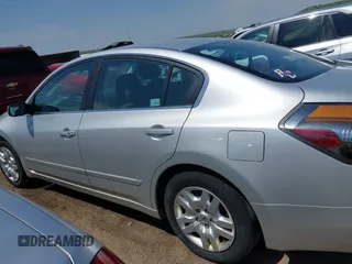 2011 Nissan Altima S with VIN 1N4AL2AP8BN488922, listed as a IAAI auction lot 42037880 with 253,998 mi miles and . Bid and sale history available at carsss.com. Image 15.