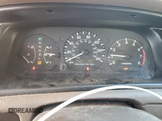 1999 Toyota Camry LE z VIN JT2BF22K0X0167589, wystawiony jako Copart lot #42699015 z przebiegiem 198 634 mil mil oraz Czysty tytuł • Clean title. Historia ofert i sprzedaży dostępna na DreamBid. Obrazek 9.