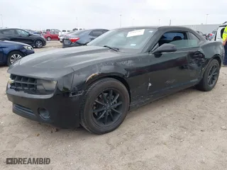 2013 Chevrolet Camaro LS with VIN 2G1FA1E34D9231634, listed as a IAAI auction lot 41945267 with 148,275 mi miles. Bid and sale history available at carsss.com. Image 17.