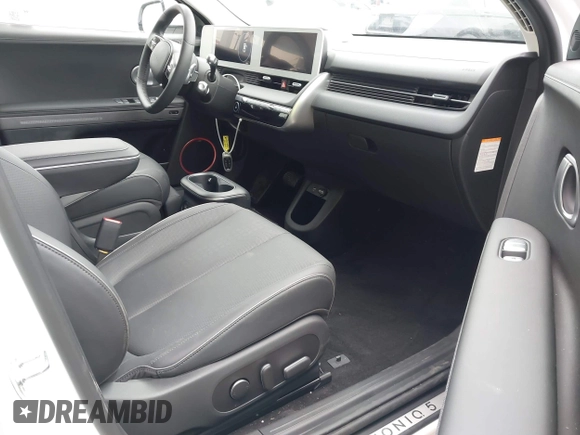 2024 Hyundai Ioniq 5 Limited z VIN KM8KR4DE3RU331605, wystawiony jako IAAI lot #42162513 z przebiegiem 3 048 mil mil oraz . Historia ofert i sprzedaży dostępna na DreamBid. Obrazek 5.