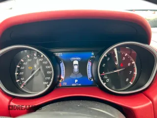2017 Maserati Levante z VIN ZN661XUS7HX221835, wystawiony jako Copart lot #56385715 z przebiegiem 93 977 mil mil oraz Szkody całkowita. Historia ofert i sprzedaży dostępna na DreamBid. Obrazek 9.