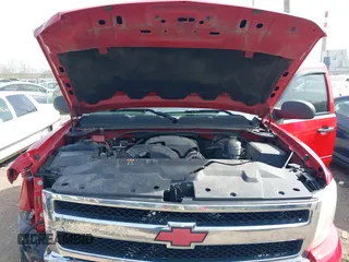 2011 Chevrolet Silverado 1500 LT with VIN 3GCPKSE37BG303301, listed as a IAAI auction lot 42097369 with 175,611 mi miles and . Bid and sale history available at DreamBid. Image 10.
