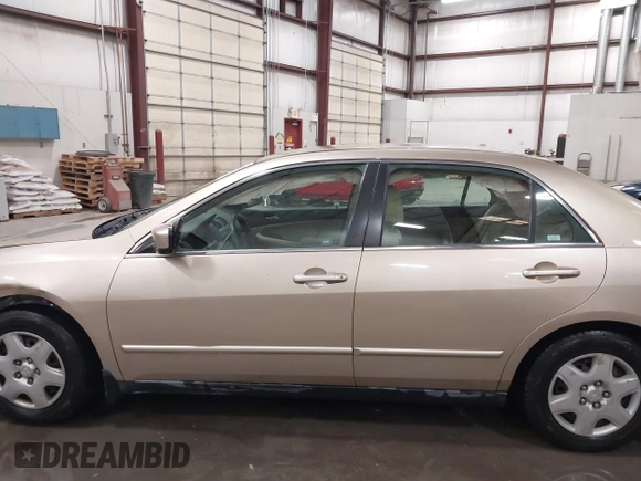 2005 Honda Accord LX z VIN 1HGCM56405A154610, wystawiony jako IAAI lot #41981328 z przebiegiem 177 047 mil mil oraz . Historia ofert i sprzedaży dostępna na DreamBid. Obrazek 15.