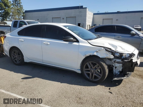 2021 Kia Forte GT-Line with VIN 3KPF34AD1ME327594, listed as a Copart auction lot 46951415 with 44,067 mi miles and Salvage Title. Bid and sale history available at carsss.com. Image 4.