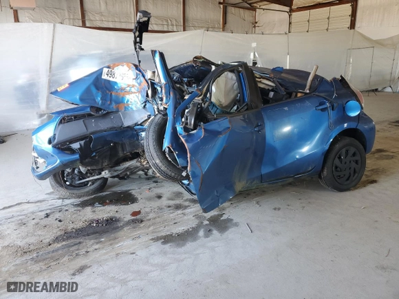 2015 Toyota Prius c One with VIN JTDKDTB3XF1581189, listed as a Copart auction lot 49873955 with 0 mi miles and Non Repairable. Bid and sale history available at carsss.com. Image 1.