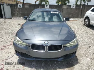 2014 BMW 3 Series 328i z VIN WBA3A5C50EP601354, wystawiony jako Copart lot #60981185 z przebiegiem 106 361 mil mil oraz Czysty tytuł • Clean title. Historia ofert i sprzedaży dostępna na DreamBid. Obrazek 5.