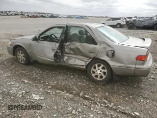 2000 Toyota Camry CE with VIN JT2BG22K6Y0471945, listed as a Copart auction lot 48932715 with Not Provided miles and Salvage Title. Bid and sale history available at DreamBid. Image 2.