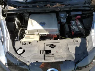 2015 Nissan LEAF SV with VIN 1N4AZ0CP5FC314467, listed as a Copart auction lot 50757135 with 31,995 mi miles and Salvage Title. Bid and sale history available at carsss.com. Image 11.