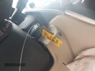 2017 Toyota Camry XLE z VIN 4T1BF1FK9HU622263, wystawiony jako IAAI lot #41542248 z przebiegiem Nie podano mil oraz . Historia ofert i sprzedaży dostępna na DreamBid. Obrazek 11.