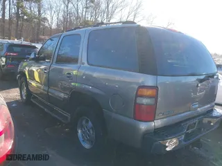 2003 Chevrolet Tahoe LS with VIN 1GNEC13Z03J145204, listed as a IAAI auction lot 41355337 with 245,498 mi miles. Bid and sale history available at carsss.com. Image 3.