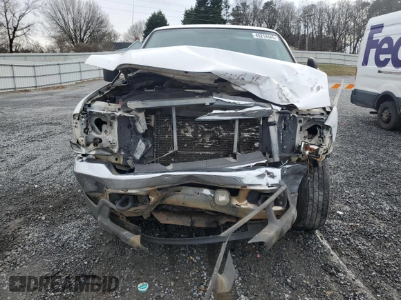 2004 Ford Super Duty F-250 XL with VIN 1FTNX21P04ED89661, listed as a Copart auction lot 45214445 with 314,538 mi miles and Salvage Title. Bid and sale history available at carsss.com. Image 5.