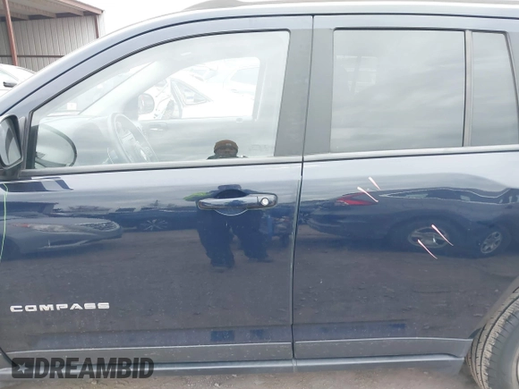 2015 Jeep Compass Sport with VIN 1C4NJCBB5FD115844, listed as a IAAI auction lot 41291608 with 79,819 mi miles and . Bid and sale history available at DreamBid. Image 15.