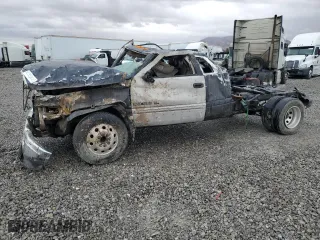 2001 Dodge Ram 3500 with VIN 1B7MC337X1J603696, listed as a Copart auction lot 45352605 with 0 mi miles and Salvage Title. Bid and sale history available at carsss.com. Image 1.