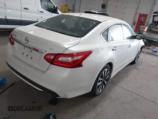 2017 Nissan Altima S with VIN 1N4AL3AP3HC218085, listed as a IAAI auction lot 42378187 with 93,821 mi miles and . Bid and sale history available at DreamBid. Image 4.