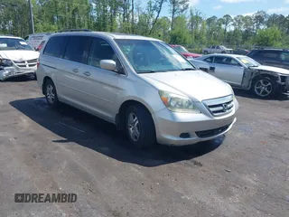 2006 Honda Odyssey EX-L with VIN 5FNRL387X6B429688, listed as a IAAI auction lot 42152841 with 178,806 mi miles and . Bid and sale history available at DreamBid. Image 1.