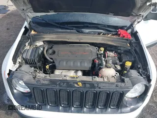 2018 Jeep Renegade Sport z VIN ZACCJBAB6JPH35437, wystawiony jako IAAI lot #41813573 z przebiegiem 171 549 mil mil oraz . Historia ofert i sprzedaży dostępna na DreamBid. Obrazek 10.
