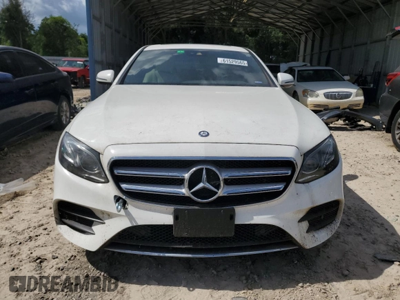 2017 Mercedes-Benz E 300 Luxury with VIN WDDZF4JB0HA010018, listed as a Copart auction lot 61529565 with Not provided miles and Salvage title. Bid and sale history available at DreamBid. Image 5.